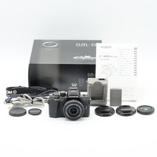 OLYMPUS OM-D E-M10 Mark II 14-42mm EZ Lens Kit