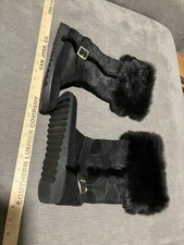 Coach Deeann Black Suede Boots Fur Trim Gold Buckle Black Mid-Calf A7294 Size 8B