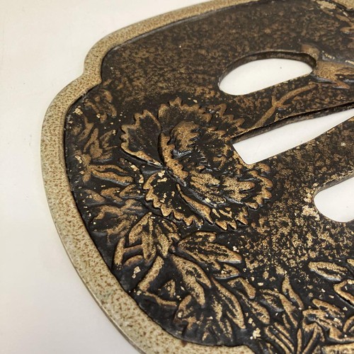 Showa Retro Iron Sword Tsuba-Shaped Large Flower And Bird Pattern Trivet Ornamen - Picture 4 of 12