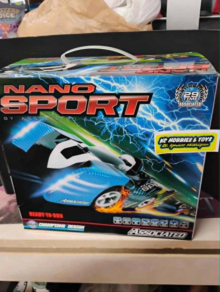 ASC20170 - 1/32 Nano Sport 2WD RTR On-Road Set New! 2 rechargeable cars - Image 2 of 4