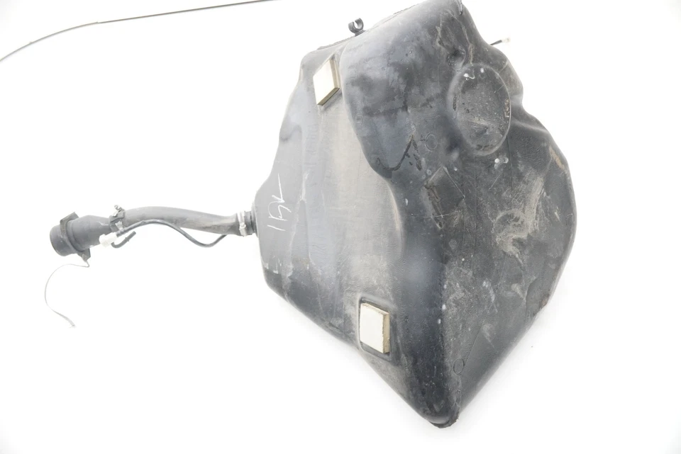 Tanque de combustible de gasolina principal izquierdo 25899601 OEM Chevrolet Corvette C6 2005-13 XLR Foto 3 de 4