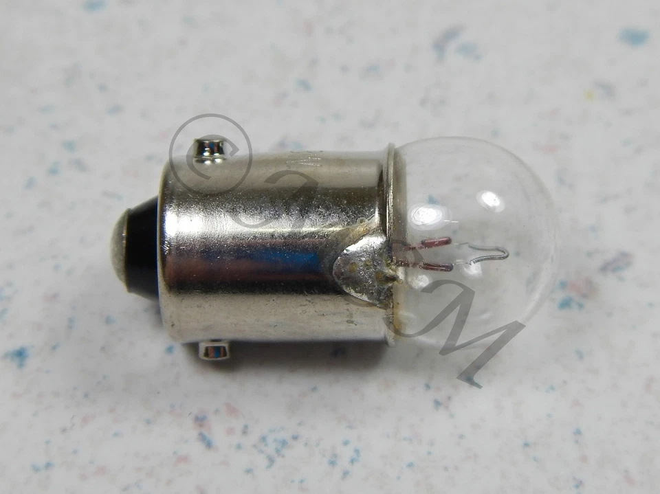 NEW OEM HONDA STANLEY NEUTRAL INDICATOR LIGHT BULB 6V 3W 5050-004 - Image 3 of 4