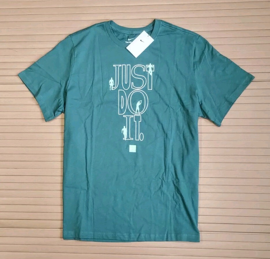 nike sportswear retro t shirt green