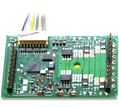 Digitrax ~ G Scale ~ DCC Motor Decoder With AristoCraft Plug ~ 3 Amp ...