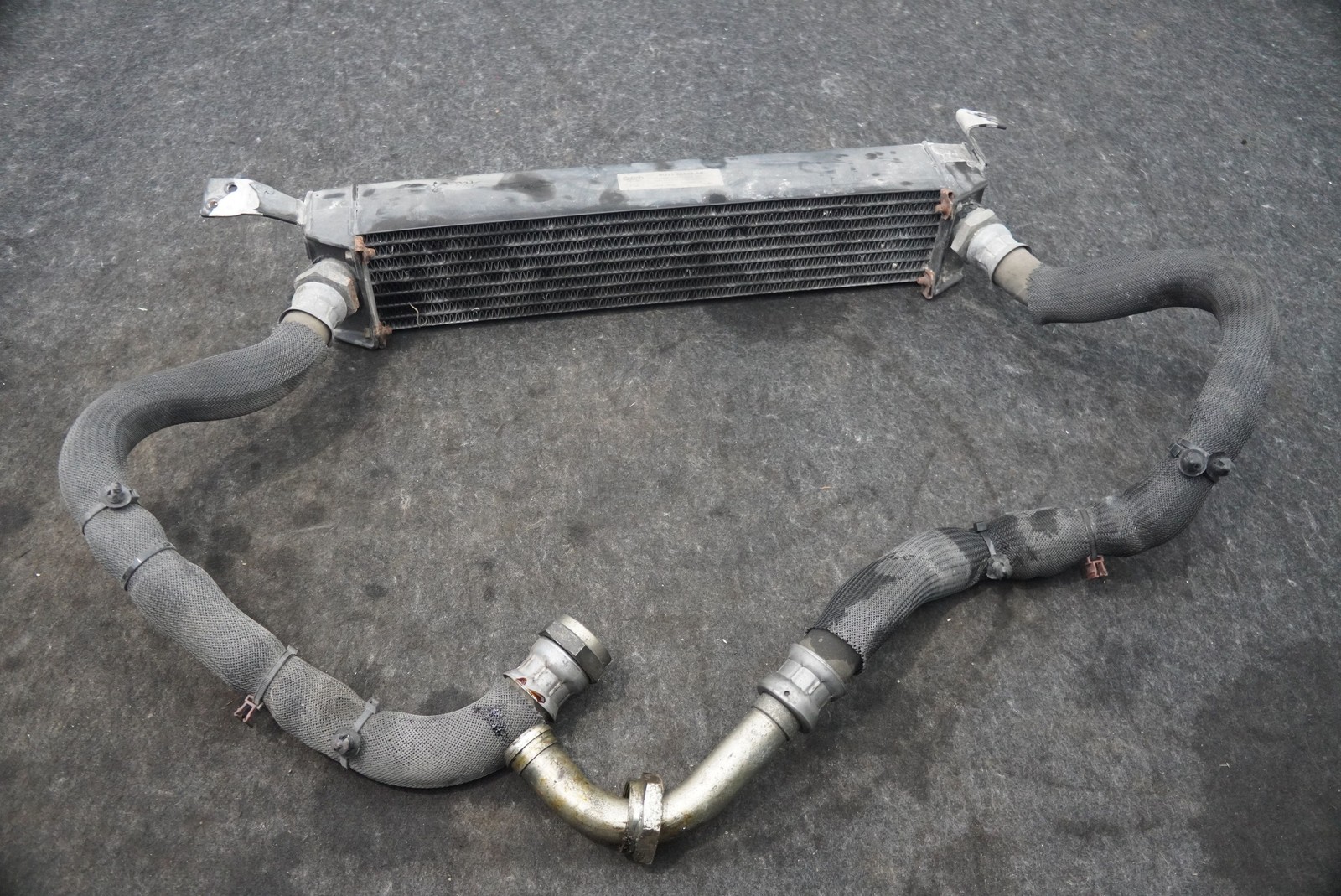 Engine Oil Cooler Radiator Hose Pipe 6G33-6A642-AB Aston Martin V8 Vantage 2008