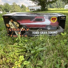 American Muscle Starsky & Hutch 1976 Ford Gran Torino 1:18 Diecast Red/White