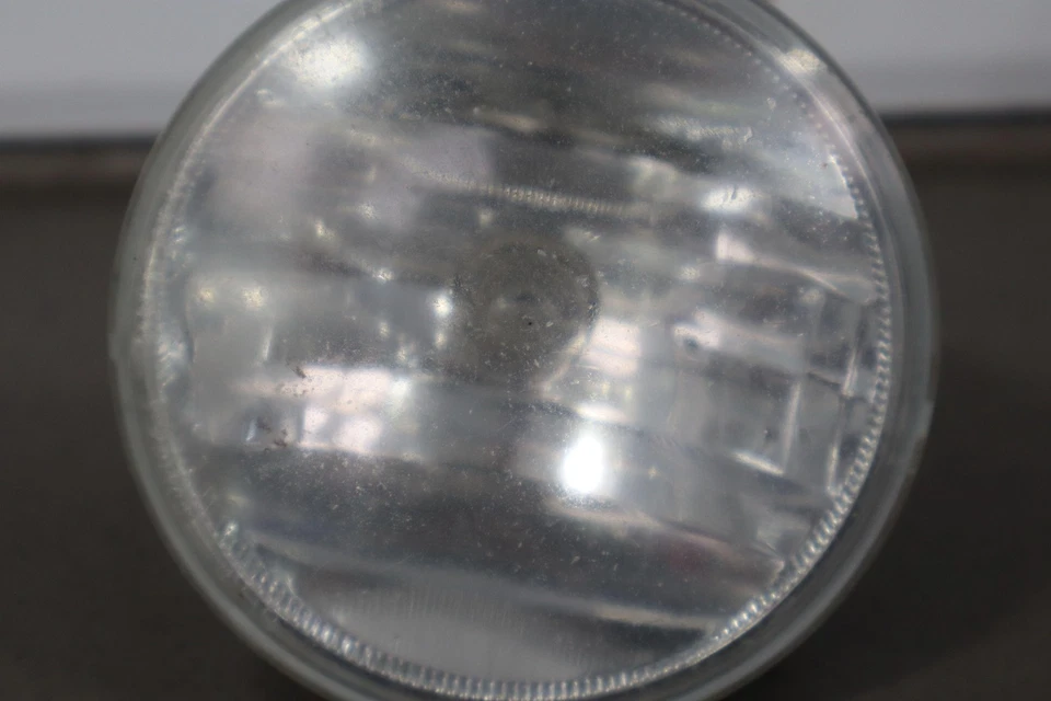 07-14 GMC Yukon Denali Driver parachoques izquierdo montado luz antiniebla OEM Foto 3 de 4