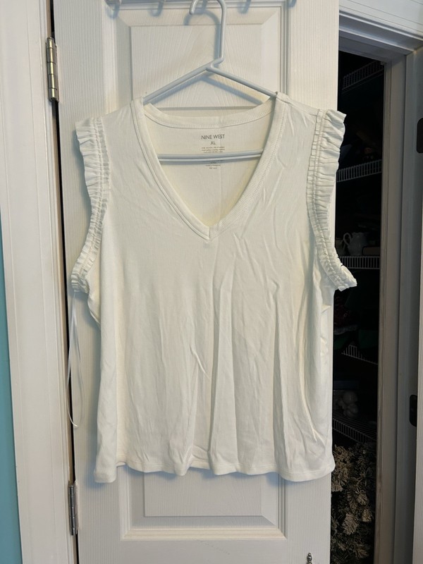Euc Nine West White Sleeveless Shirt Blouse Size Xl 16 18
