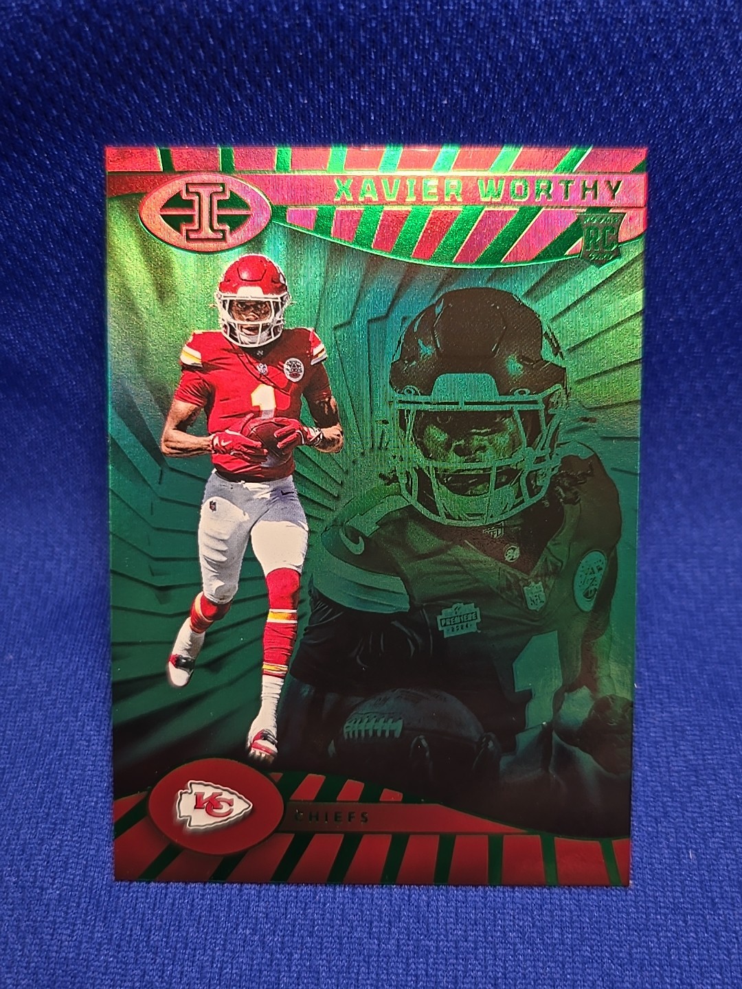 2024 Panini Illusions Emerald Trophy Collection Rookie Xavier Worthy #45 RC