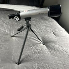 Meade Refractor Telescope Altazimuth Mount w/ Tripod  Carrying Case