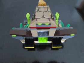 LEGO NINJAGO: Venomari Shrine (9440) Shrine only no mini figure