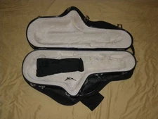 VINTAGE SELMER PARIS FLIGHT SERIE ALTO SAXOPHONE CASE, COVER, CAVALLARO NECK BAG