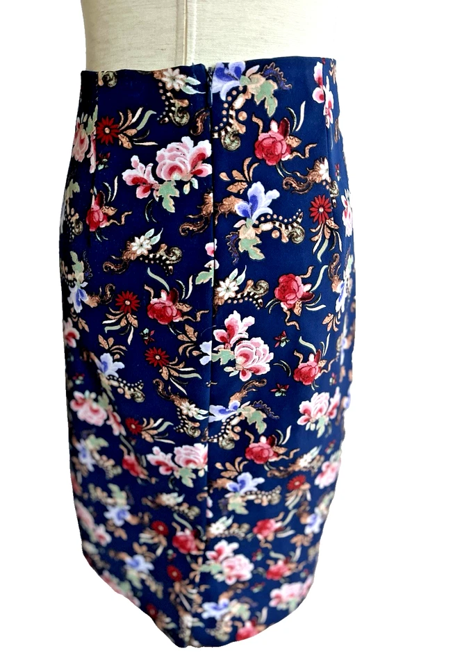 Falda lápiz floral azul marino Philosophy para mujer talla 10 Foto 2 de 4