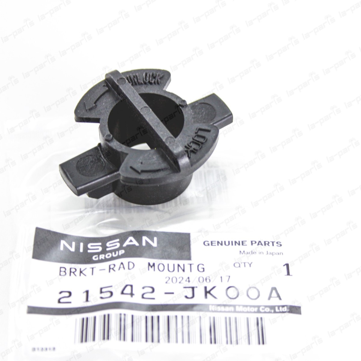 Genuine Nissan 370Z GT-R Infiniti G37 FX50 M37 Radiator Mounting