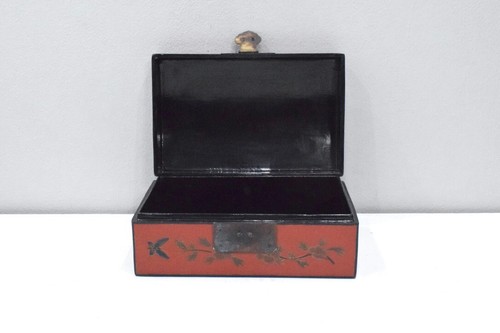 Chinese Antique Lacquer Storage Box - Picture 2 of 6