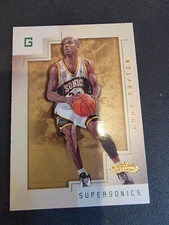 2001-02 Fleer Showcase Basketball #48 Gary Payton