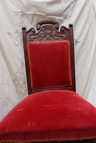 6 Antique Jacobean Style Dining Chairs - Picture 5 of 16