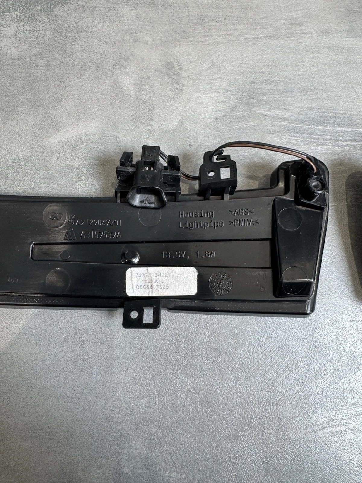 MercedesBenz A Class W176 Mirror Indicators Left & Right A2129067201 A2129067301 7