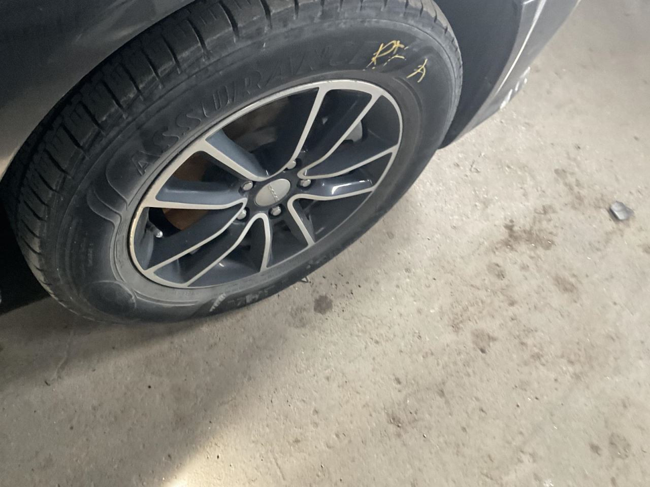 Wheel 17x6-1/2 Aluminum 10 Spoke Individual Spokes Fits 15-20 CARAVAN 4728630