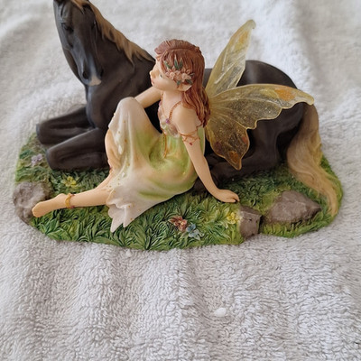 Faerie Glen  Harmony  Fantasy-Fee Figur mit Pferd, 2007, FGH6703