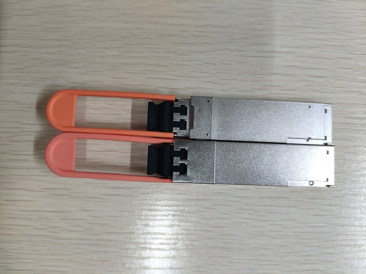 starteam polar FTI supreme 他もあります ZTE 033030600053 QSFP28 100G 40KM ER4 1310nm fiber optics