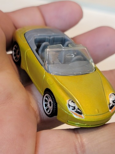 1998 MATCHBOX-1/64 Diecast Yellow Gold Porsche 911 Carrera Cabriolet EUC C118 - Picture 5 of 7