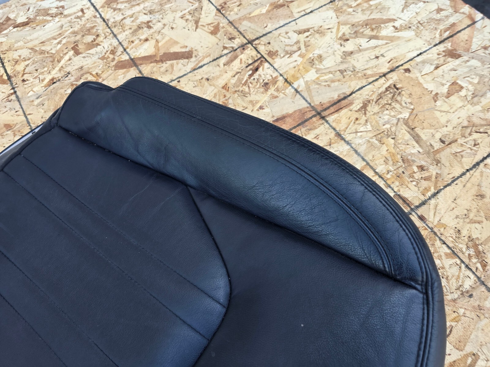 FRONT RIGHT BOTTOM SEAT LEATHER CUSHION COVER OEM 40K 14-19 MASERATI GHIBLI S