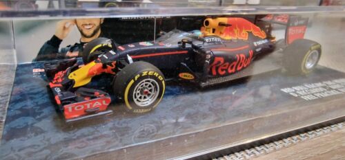 F1 1:43 Minichamps / Red Bull RB12 / 2016 / Daniel Ricciardo / Aero Shield Test - Bild 2 von 4