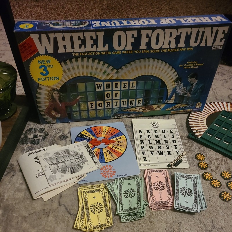 Vintage Wheel of Fortune Board Game Complete 1985 Pressman Vanna White 