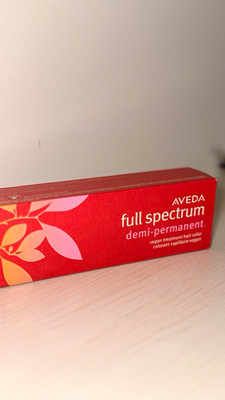 Aveda Full Spectrum Demi-Permanent Hair Color Violet V 2.8 oz 80g NEW