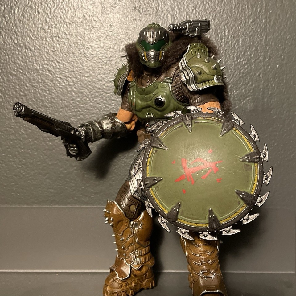 Figurine McFarlane DOOM Slayer 7" The Dark Ages Elite Edition #1 - Neuve