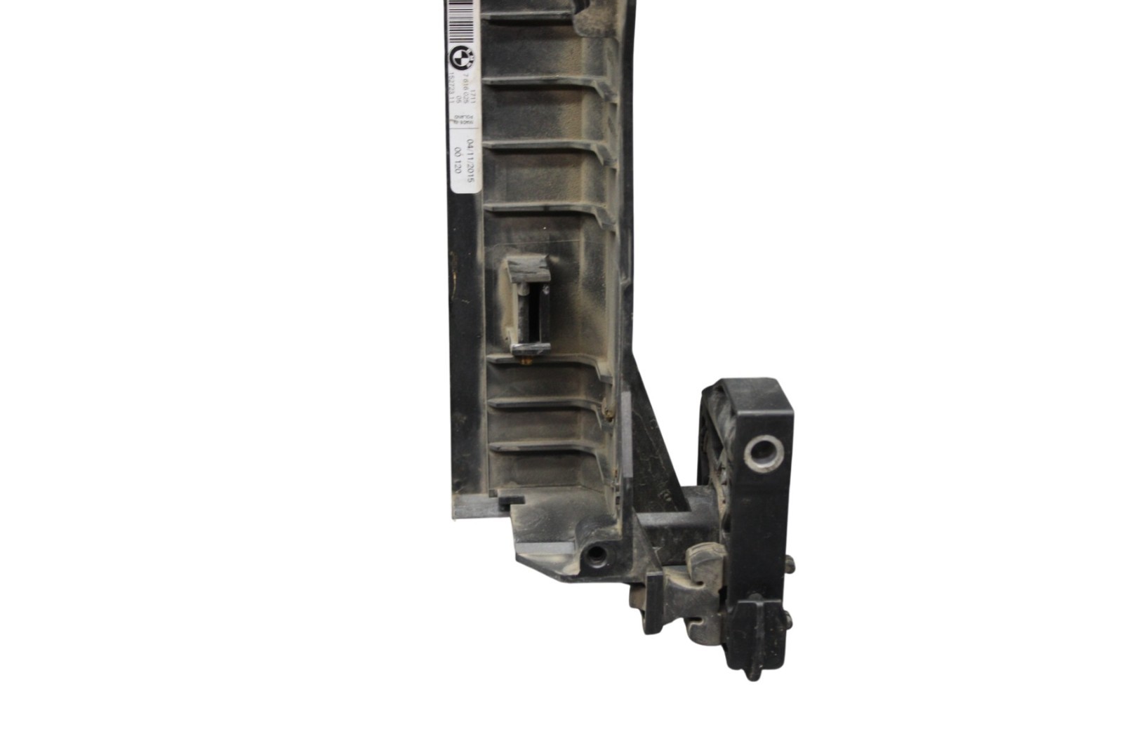 14-21 BMW I01 i3 i3s Front Radiator Support Mount Bracket 17117616025 Oem