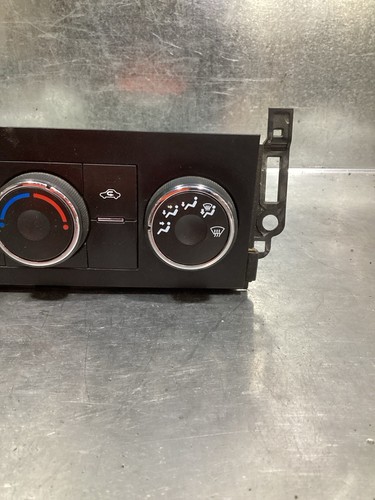 07-09 GMC SIERRA 1500 PICKUP Temperature Control AC Manual Control 15238550 2450 - Picture 4 of 9