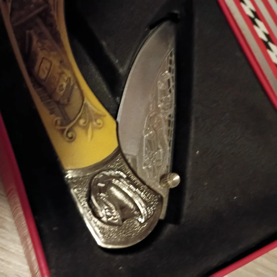 Faca de bolso dobrável Dale Earnhardt Sr #3 Jumbo 13" NASCAR - Imagem 4 de 4