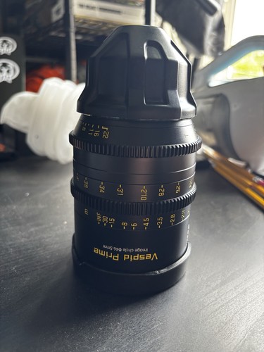 DZOFilm VESPID 100mm T2.1 Lens (PL & EF Mounts)