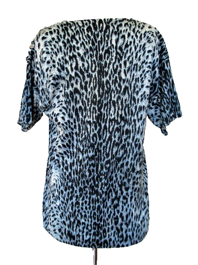 Vintage Lina Lee T-Shirt Top Medium Women Black Gray Animal Print Sequin Design - Image 3 of 4
