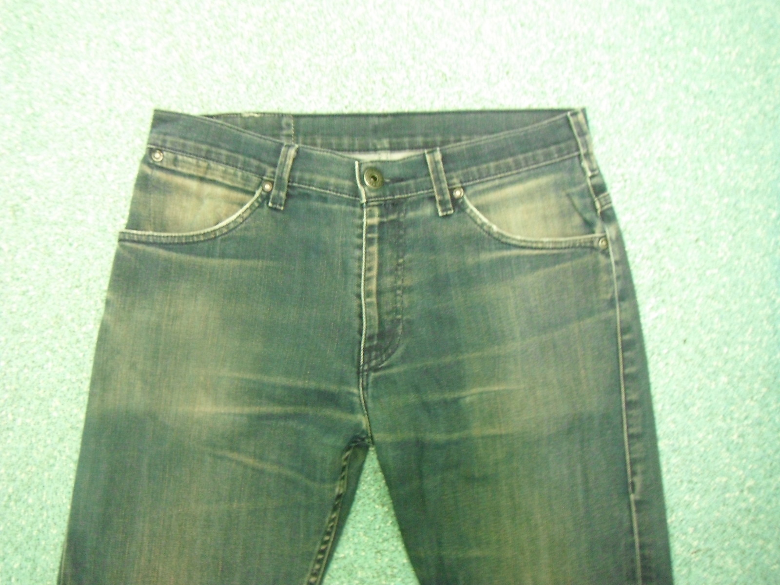 Picture 2 of 6