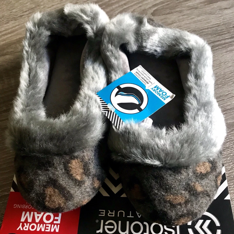 ISOTONER ~ Zapatillas botín de espuma viscoelástica grises pequeñas (5-6) para mujer Foto 2 de 4