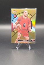 2023-24 Topps Finest - Common Zach LaVine #10 Gold Refractor /50