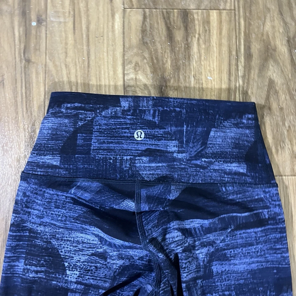 Lululemon Active Leggings Girls 4 Blue Stretch Striped Full Length Geometric - Image 2 of 4
