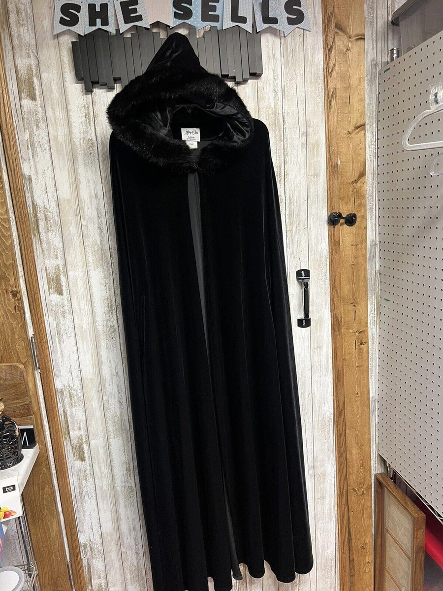 Vintage Exquisite Jeffrey & Dara Evenings By Tom Barra Full Velvet