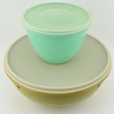 2x Vintage Tupperware große Rührschüssel 274-9 & kleine 679-10 grüne Behälter Salat