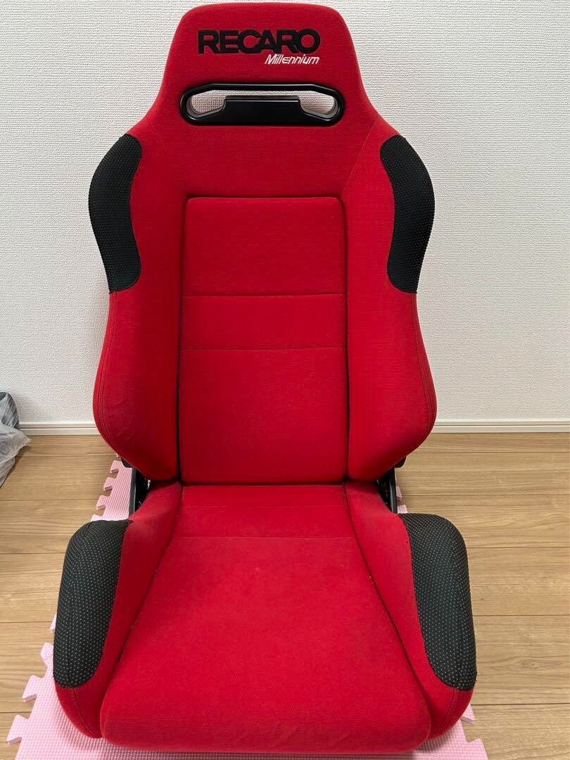 Recaro Millennium Red SR-3 semi-bucket seat