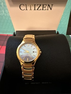 Citizen Chandler EW2522-51D Ladies 30mm Bracelet Watch MSRP $325