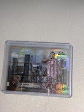 Strikers Luis Suarez Chrome 2025