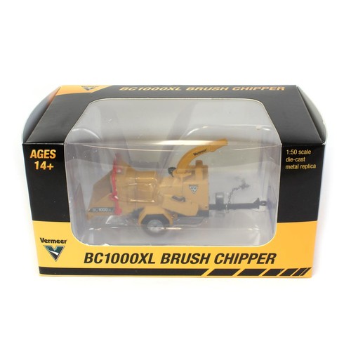 Spec Cast 1/50 High Detail Vermeer BC1000XL Wood Chipper VMR-003 - Picture 5 of 6