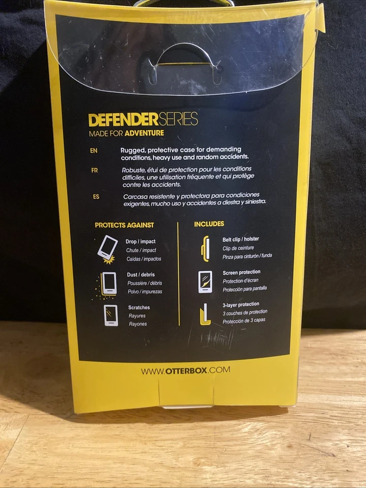 Funda Colección OtterBox Defender Anthem para Apple iPhone 4, 4S Negra Foto 3 de 4