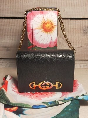 petit Sac Portefeuille Gucci Zumi Cuir Grainé Noir - Photo 1/4