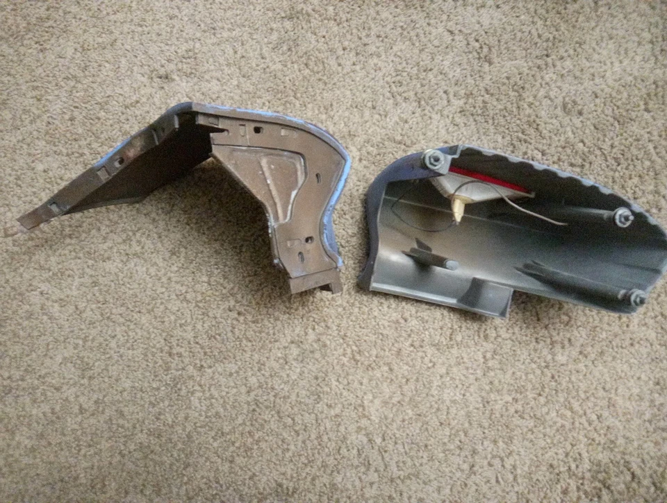 Rellenos de parachoques de esquina delantera para Pontiac Grandville 73-76 fabricante de equipos originales con luz Donk Olds derecha Foto 2 de 4