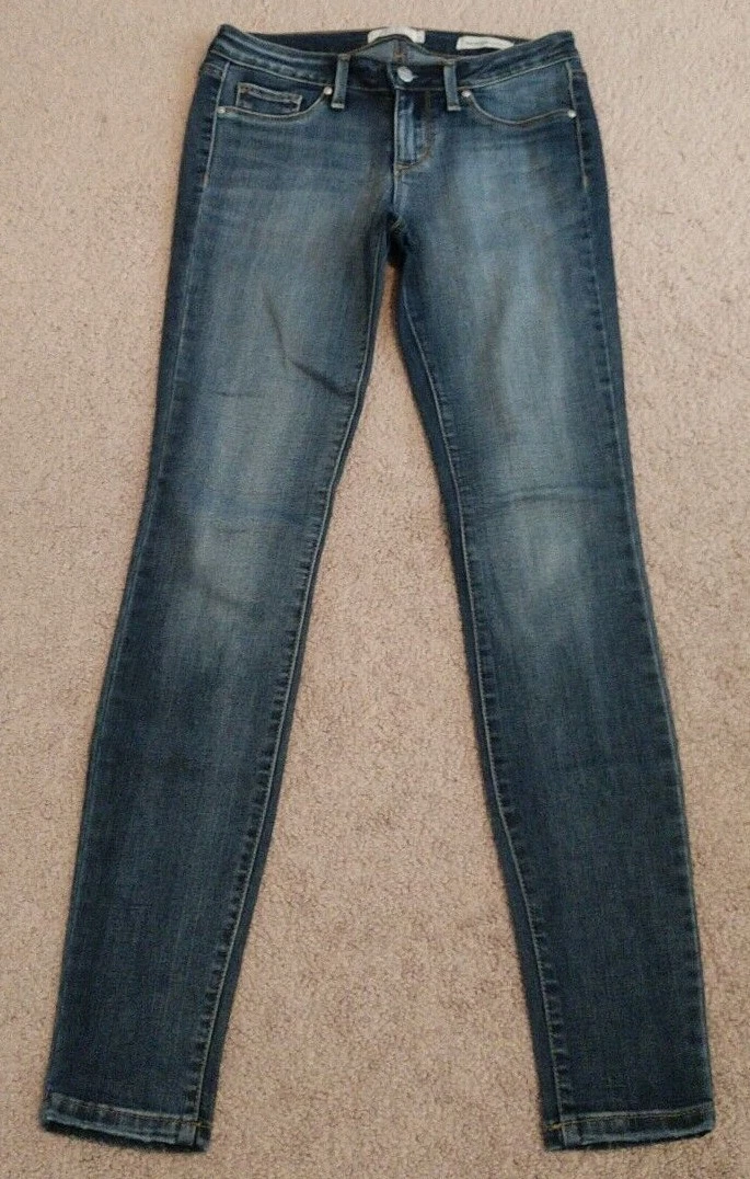 Kiss me super skinny jeans hotsell jessica simpson